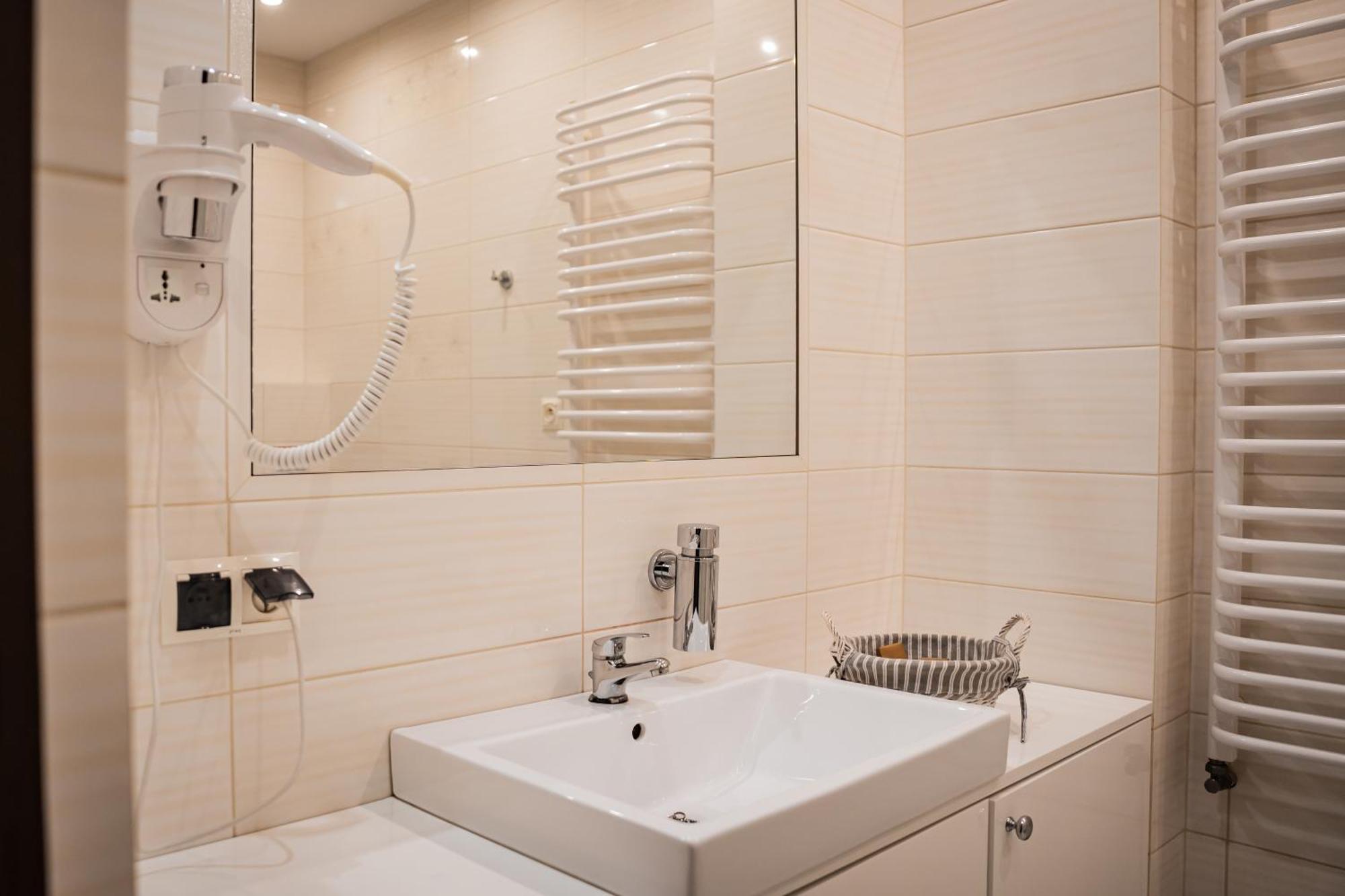 Hotel Przy Dworze Leśna Podlaska Εξωτερικό φωτογραφία