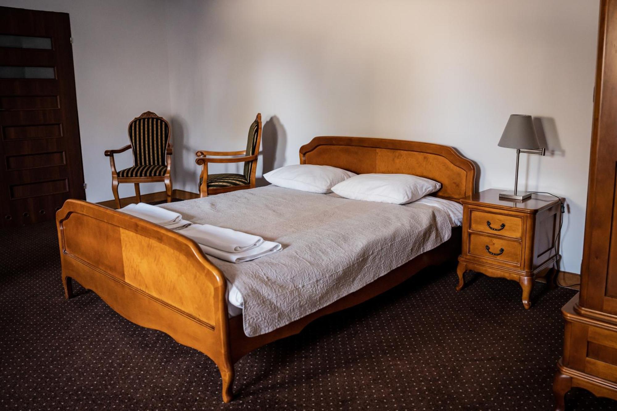 Hotel Przy Dworze Leśna Podlaska Εξωτερικό φωτογραφία