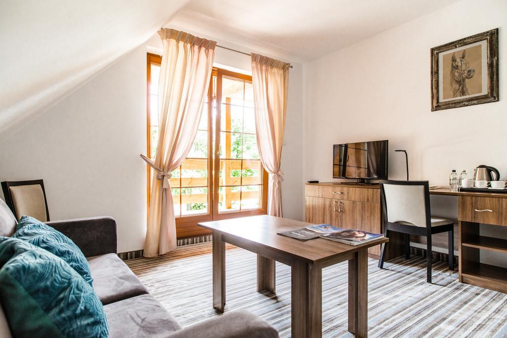 Hotel Przy Dworze Leśna Podlaska Δωμάτιο φωτογραφία